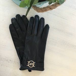 Micheal Kors Leather Gloves
